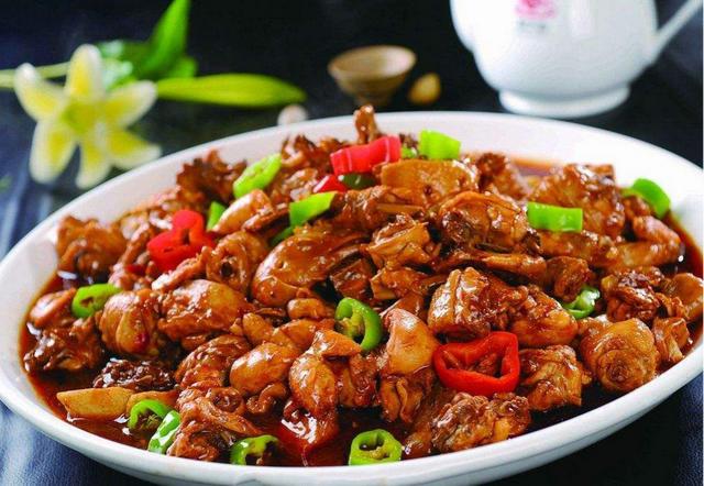 越南美女嫁给中国小伙，就只有一点不满意，居然是丈夫喜欢做饭