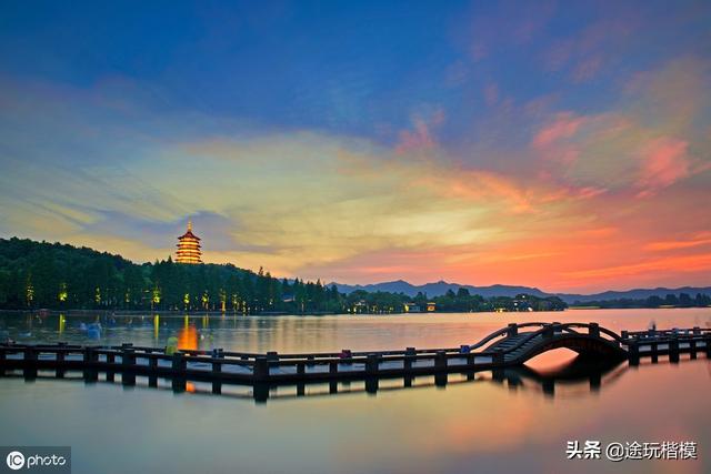 杭州西湖十大景点都有什么典故吗
