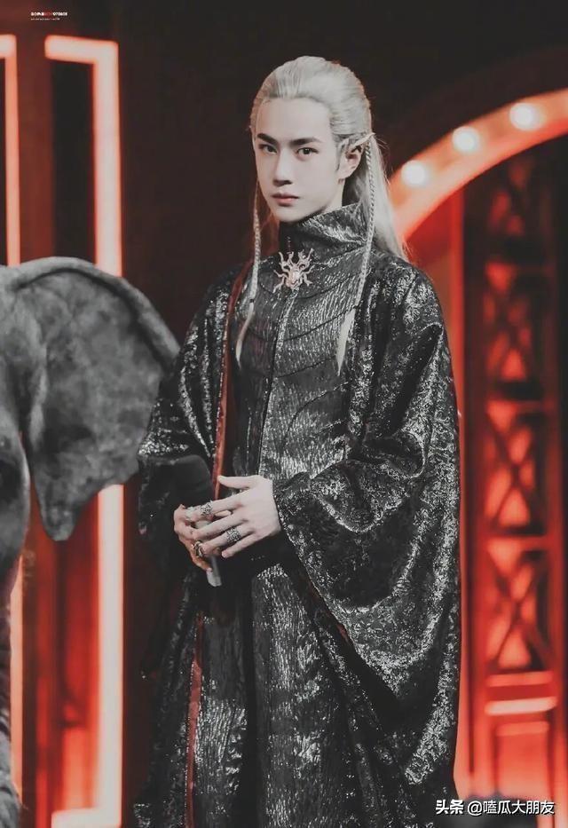 你被哪个明星的cos惊艳到？王一博堪比原著，陈