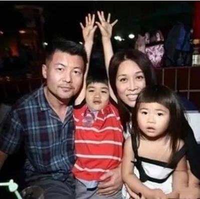 未婚生子反被出轨，泼辣歌后那英在爱情里的卑微让人心酸