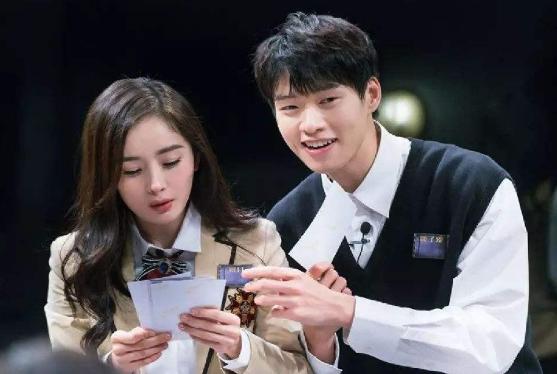 同居|杨幂魏大勋已同居？身穿情侣装还从同一单元楼出来 这次他们怎么解释