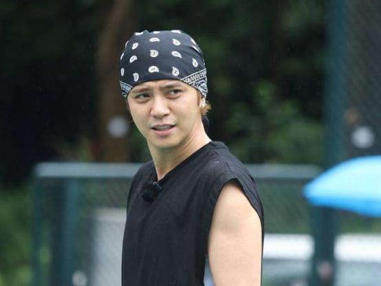 罗志祥被锤后，孙红雷这一举动让人惊讶，网友：太真实