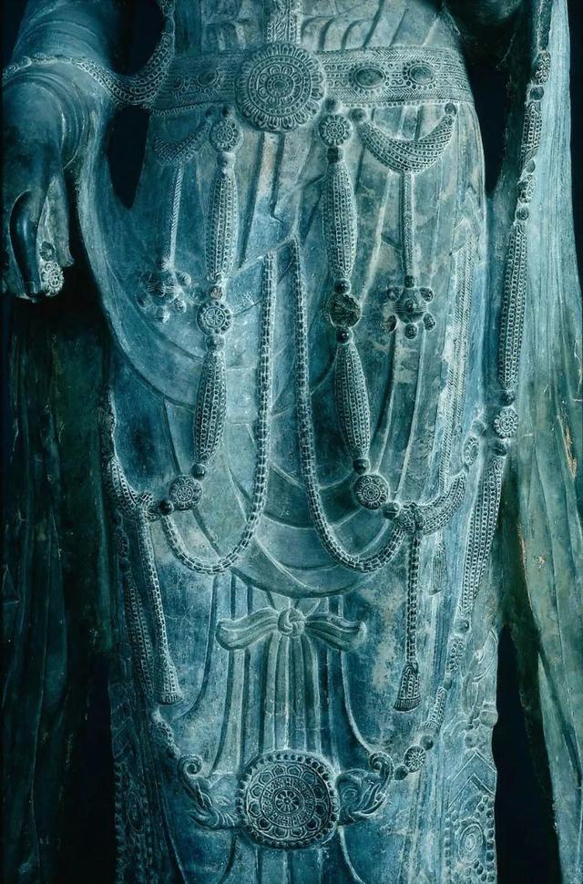 ������������۷�֮������ʿ�ٲ���ݲ�ʯ���������