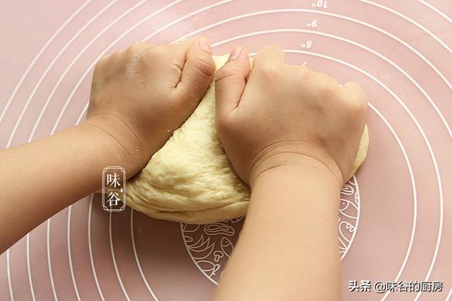 这早餐比馒头香甜，比油条健康，咬一口满是料，营养解馋全家都爱
