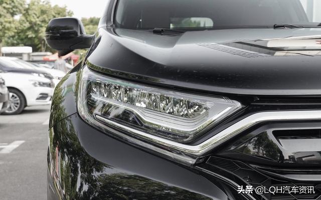 最适合家用的三款SUV，低至16.98万，RAV4、CR-V和奇骏怎么选？