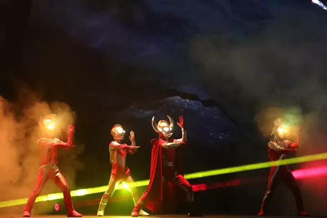 《奥特曼：宇宙之光》，小朋友定无法自拔，快带他享受动漫盛宴