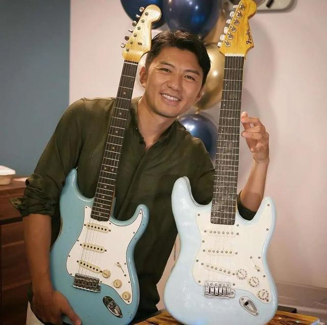 袁伟豪张宝儿好事近？7000万买楼筑爱巢？生日高