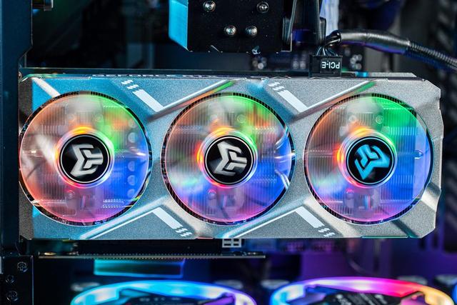 影驰金属大师给你颜色，多款产品焕新发布