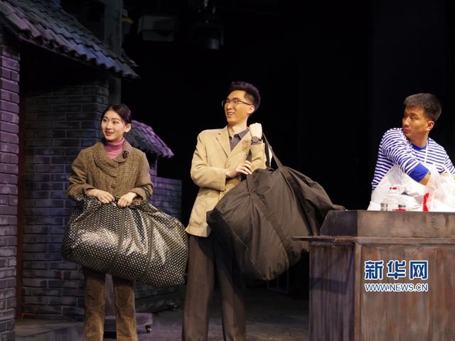 京味儿话剧《北京邻居》在天津音乐学院录制上演