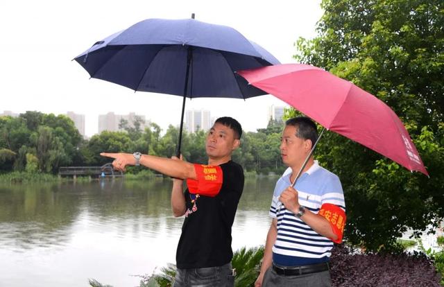 风雨无阻，日夜坚守......