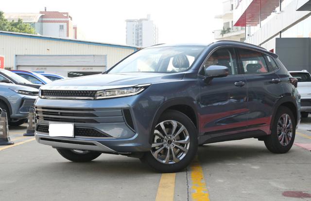 12万落地的SUV，星途LX对比长安UNI-T、探歌，不愧是家用王者