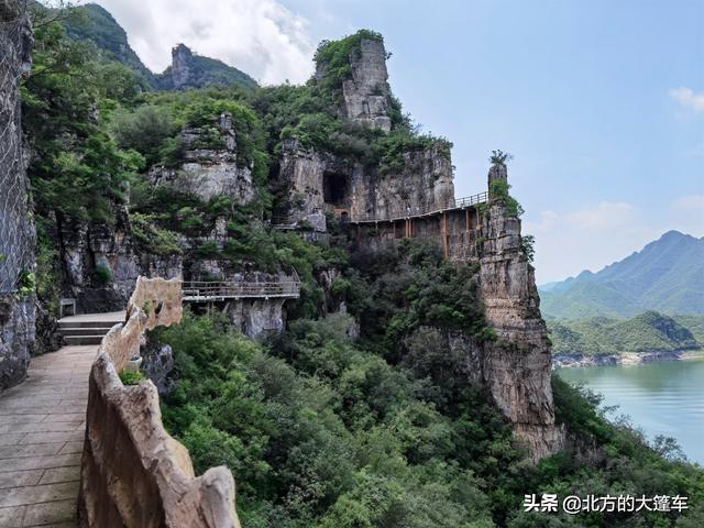 老张带你看看北方的小桂林易水湖和号称中国最美乡村的太行水镇