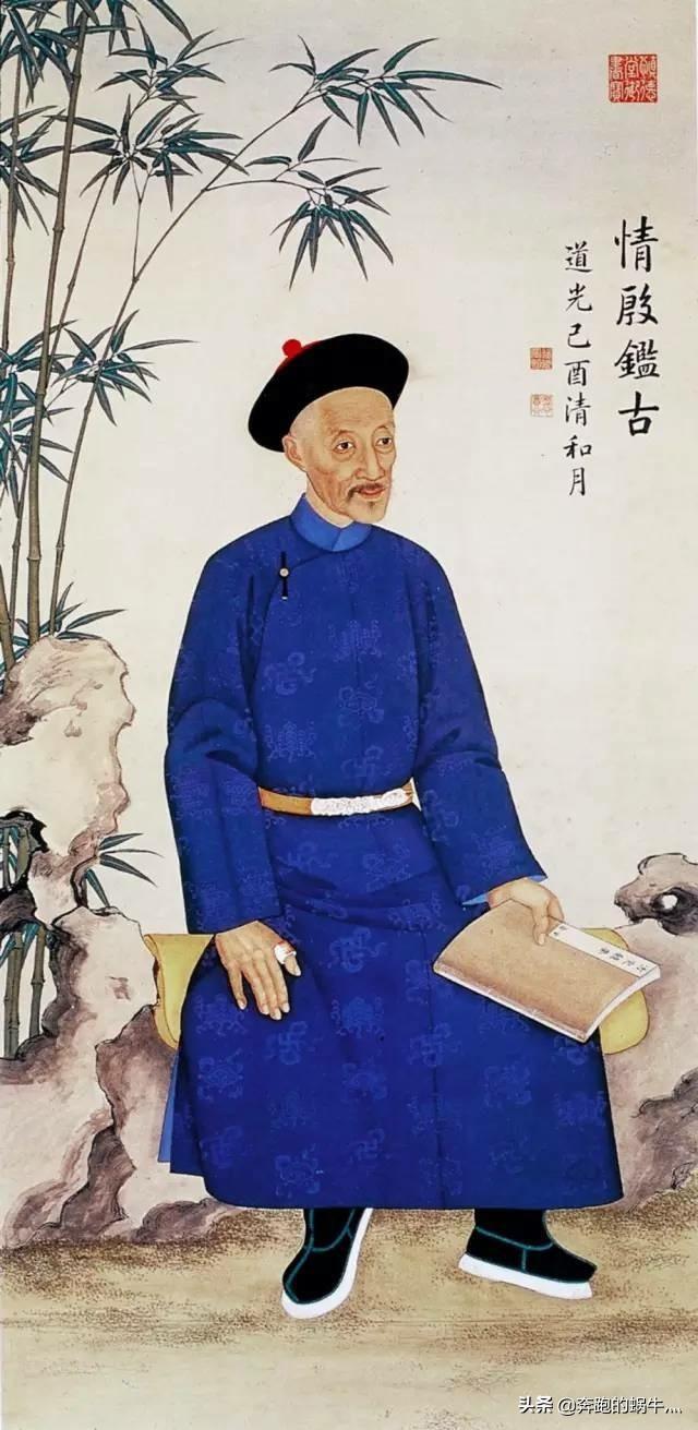 清朝皇帝一般穿的都是龙袍吗？