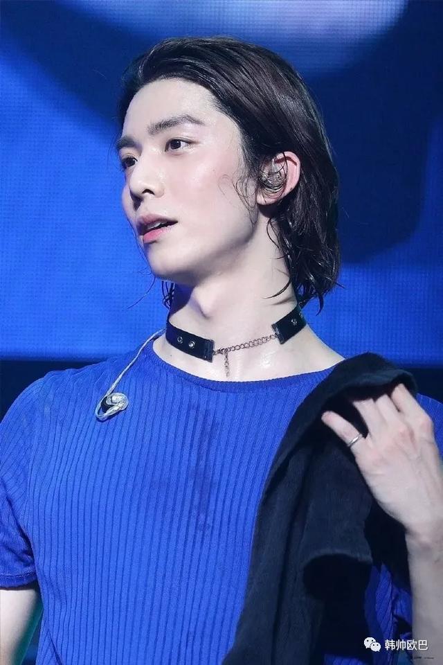 剪了短发后的美貌让粉丝们陷入冲击的男团爱豆