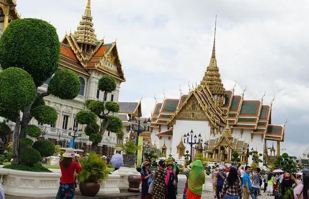 拒绝日本德国，果断将417亿“大单”给中国，如