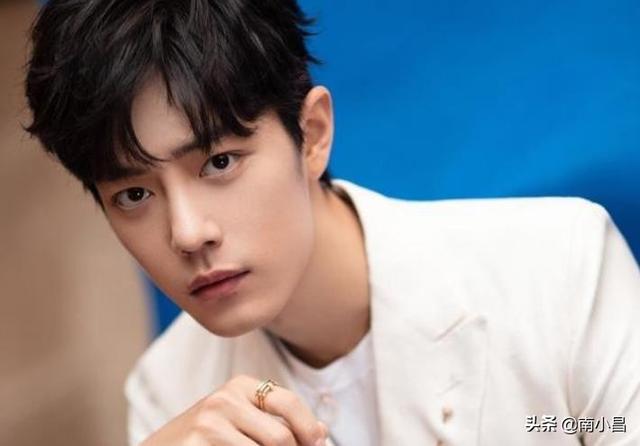 圈内三大顶流明星现状，易烊千玺：稳！蔡徐坤