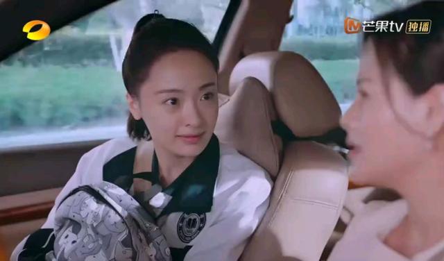 《以家人之名》恶婆婆成团，凌霄外婆算啥，这位一句话把网友气疯