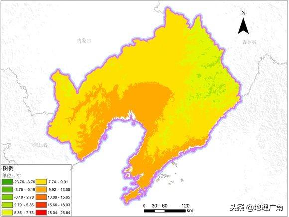 东北地区年降水量和年平均气温的分布呈现什么规律?