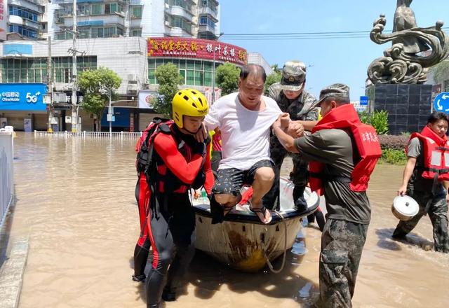 江津区|直击江津洪峰过境丨今天，你们辛苦了!