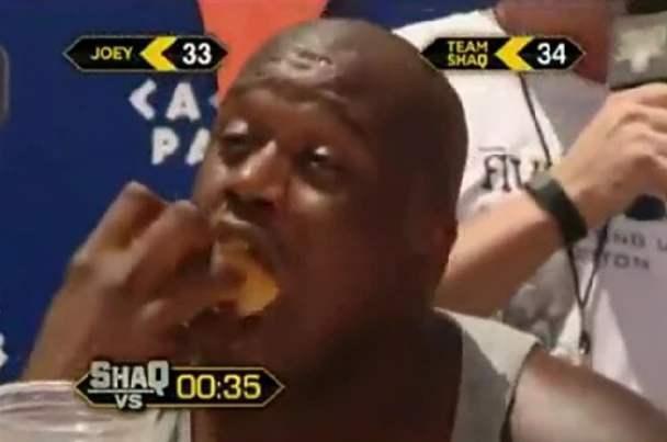 NBA吃貨食量多大？庫里一頓吃4份盒飯，大夢拍廣告吃下100塊炸雞