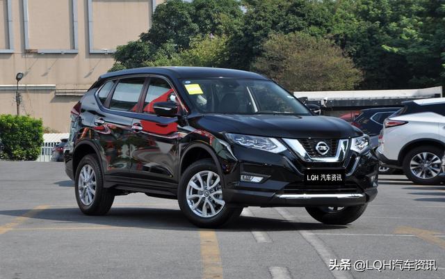 最适合家用的三款SUV，低至16.98万，RAV4、CR-V和奇骏怎么选？