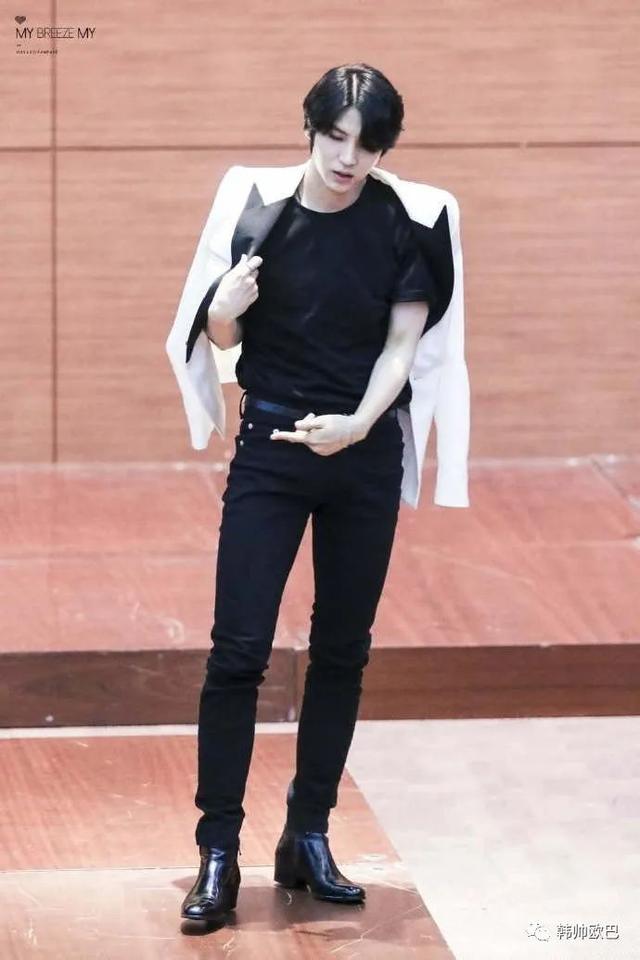 腿超长的男爱豆们的大长腿