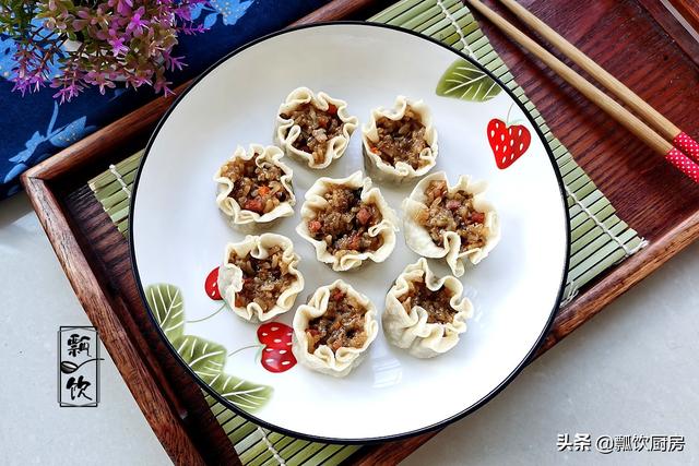 饺子皮与糯米的美味吃搭，不做饺子不吃糕，简单一蒸，家人抢着吃