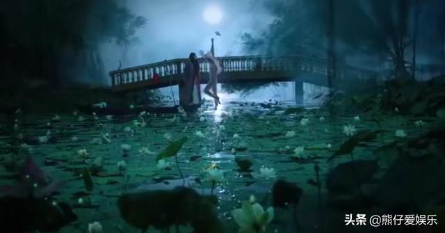 王和王后不和，双双爱上宫中乐师？这三人组演