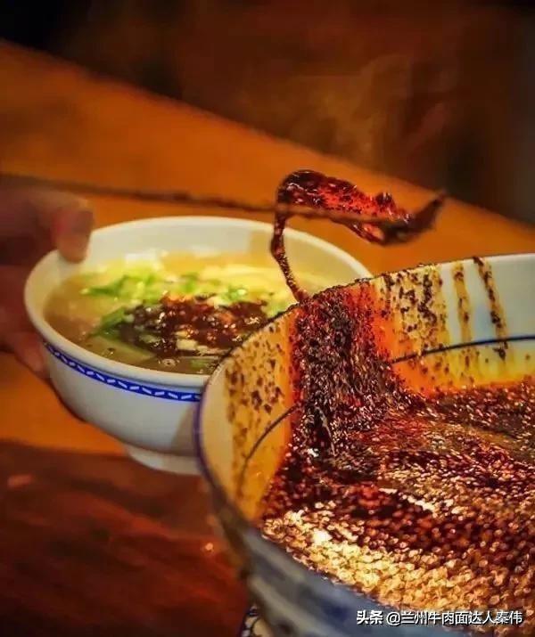 兰州15家最好吃的牛肉面排行榜，据说每家都排长队！