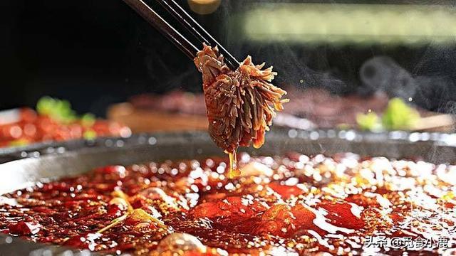 来重庆，本地人告诉你那些不得不吃的重庆美食，让你体验舌尖美味