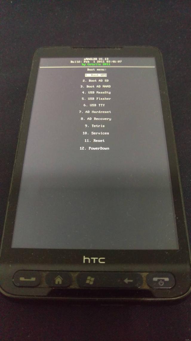 这款HTC太强，被称作一键刷机之首，一路升到安卓7.1