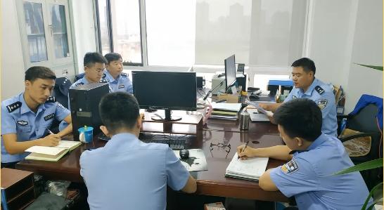 重庆|最多一天抓获五个嫌疑人！作为 “反扒能手”的他，破案有啥“法宝”？