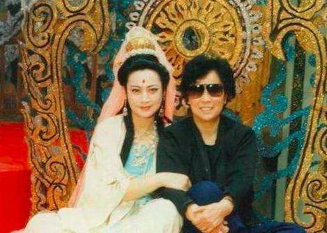 "观音菩萨"左大玢近照曝光状态依旧精神十足，今77岁皈依佛门