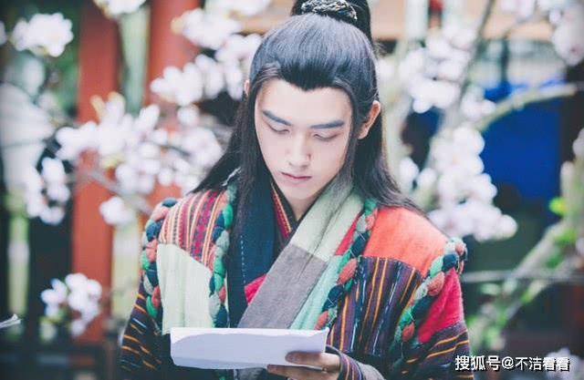 古装剧《皓衣行》路透照，罗云熙翩翩公子，陈飞宇又仙又侠
