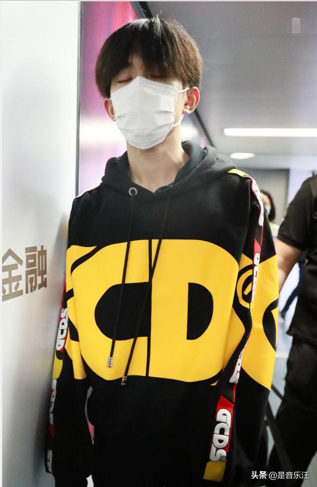 周深、王一博、王嘉尔、易烊千玺，担任飞行导师加盟《少年之名》