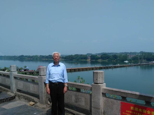 共工网诗人：虞美人·逛赣州