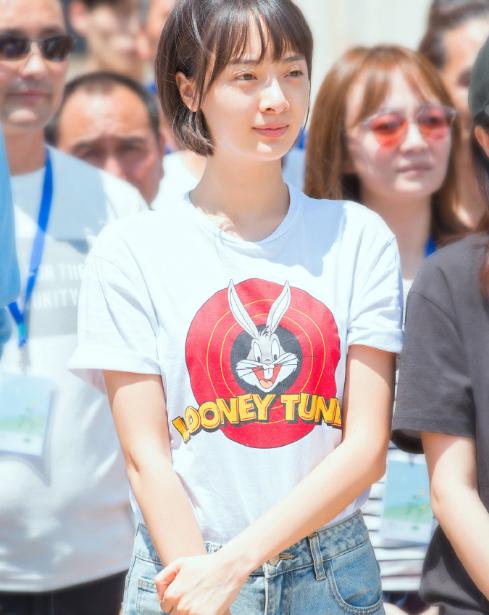 " the name with family " switch on the mobile phone formally, tan Songyun is green and lovely, male gas of 2 pieces of new Cheng Shuai warms again heart