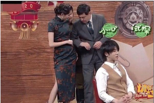 关晓彤节目大秀身材，贾玲沈腾不知腰为何物，爆笑登场