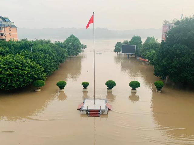 江津区|直击江津洪峰过境丨今天，你们辛苦了!