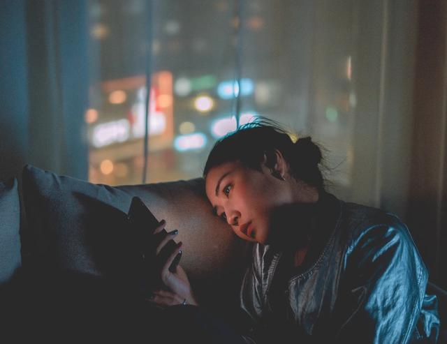 分手后怎样和前任复合？心理学：挽回要善用这三个阶段的心境