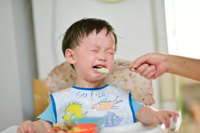 孩子3岁前，谨记“不吃二饭、不睡三觉”，才能脾胃好、少生病