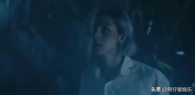 王和王后不和，双双爱上宫中乐师？这三人组演