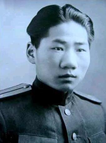 历史上的今天丨1950年，毛岸英在抗美援朝战争中牺牲