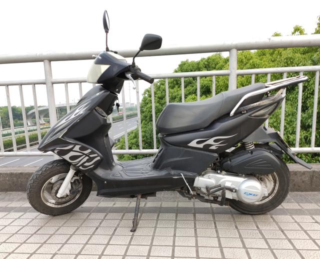 鬼火摩托车多少钱一辆(鬼火摩托车二手500元)