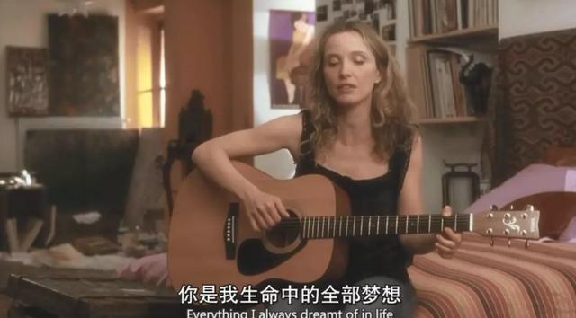 豆瓣评分8.8，如果影片讲的仅仅只是爱情，我就不会看它近十遍了