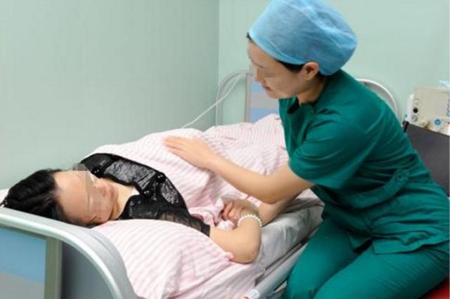 医院生小孩流程(孕妇临产去医院流程)