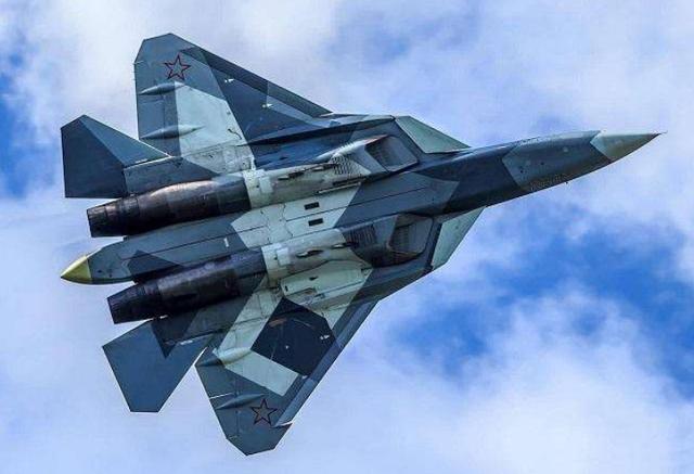 普京胆子真大！苏57迈出关键一步，连美国F35都不