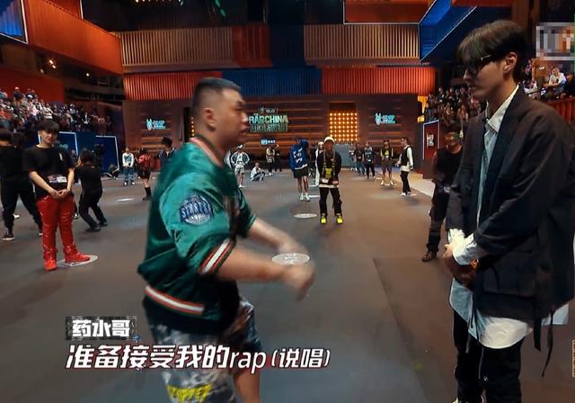 吴亦凡考核药水哥，没想到准备的还挺认真，“吴可救药”cp锁死