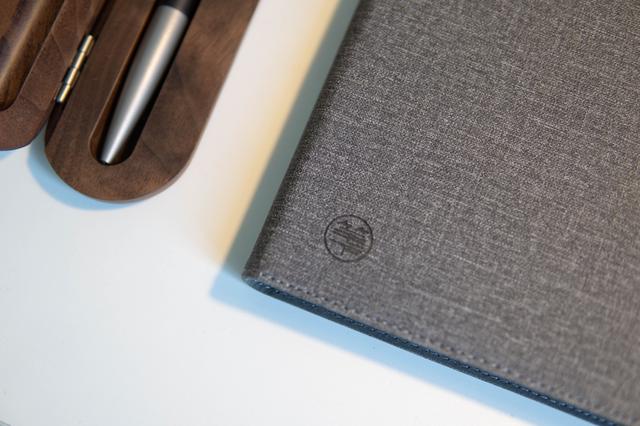 有小秘密也不慌，笔下文创指纹解锁笔记本上线小米有品