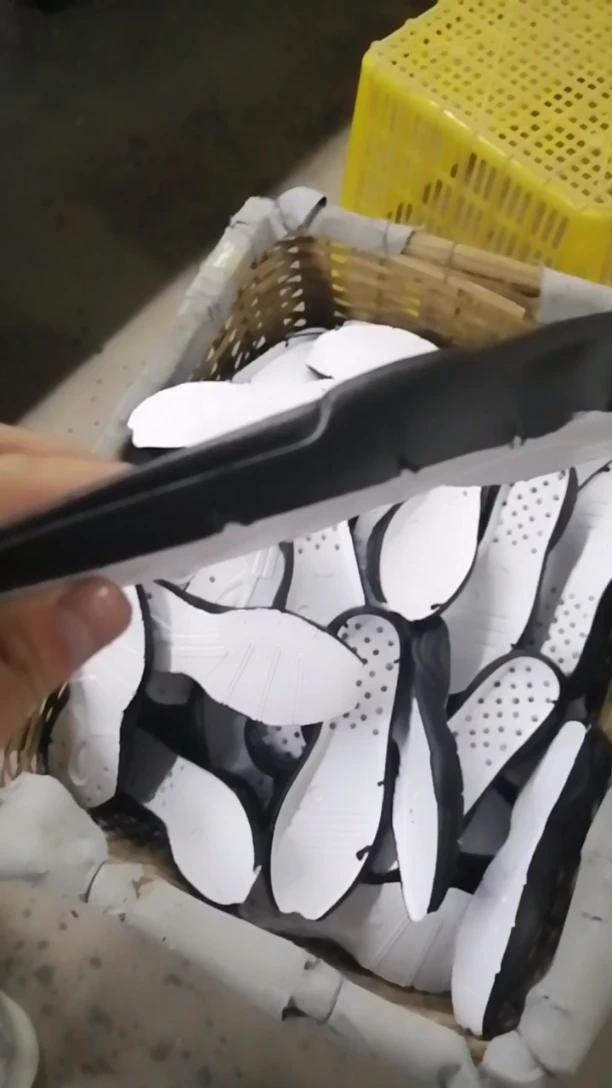 鞋底加工流程(鞋底制作视频)